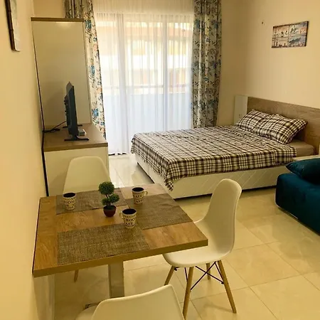 Mm Complex Dimitrovi * プリモルスコ