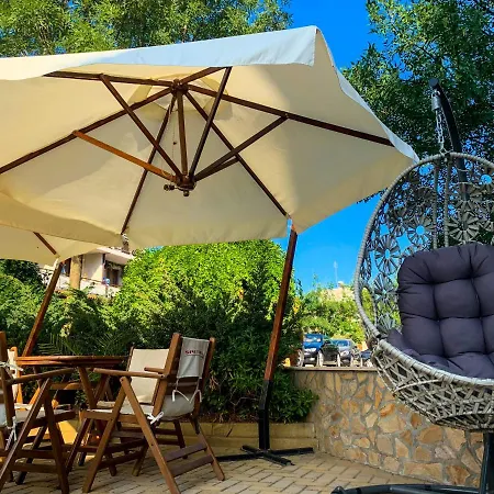 Mm Complex Dimitrovi *